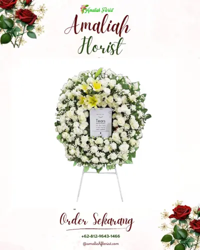 Krans Bunga Duka Cita di Taman Sari